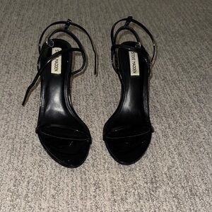 Steve Madden Glossy Black Heels